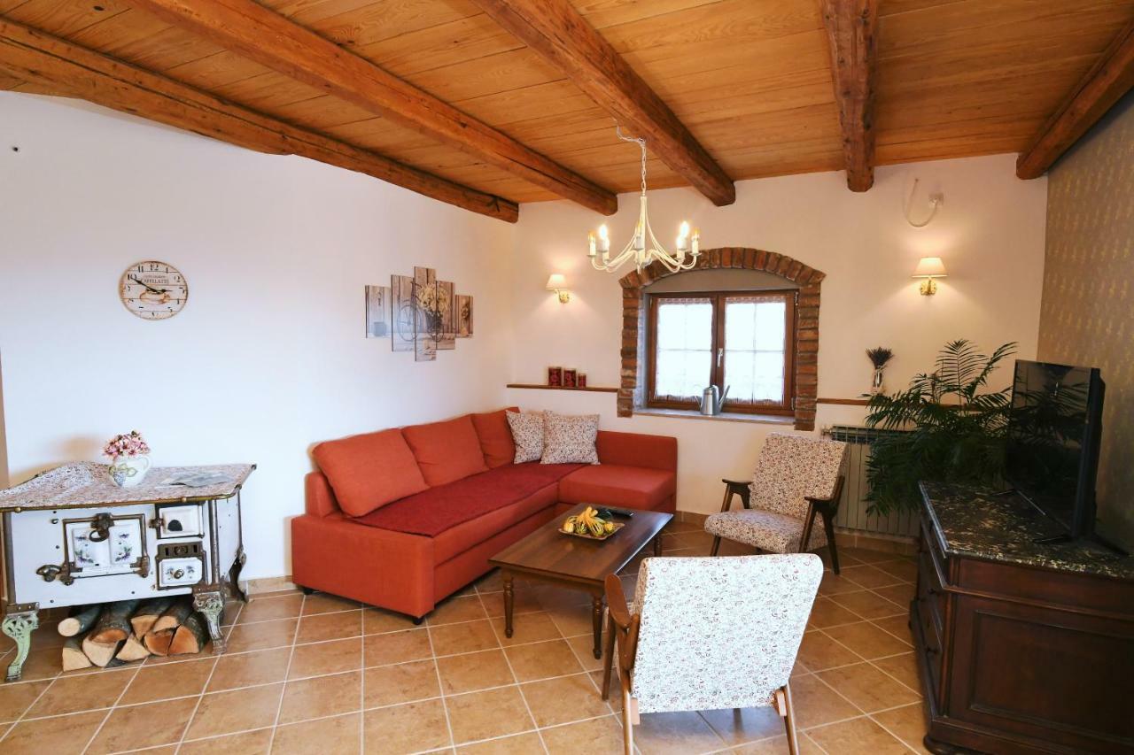Holiday Home Ivana Pasjak Экстерьер фото