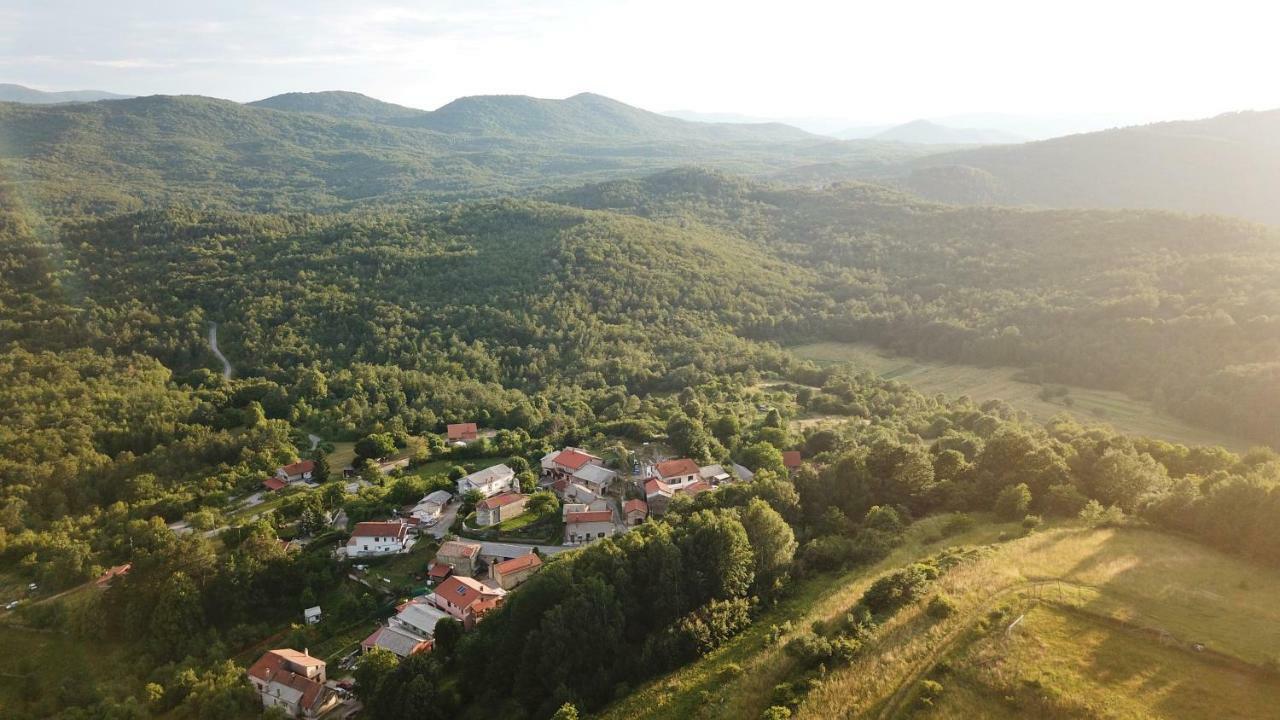 Holiday Home Ivana Pasjak Экстерьер фото